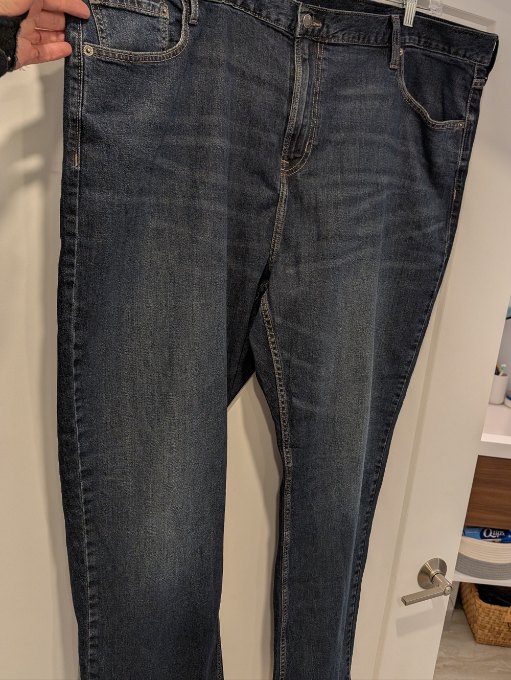 Old Navy Men's Straight Jeans in Dark Indigo